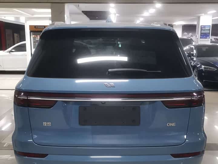 Фото 4 - LiXiang One