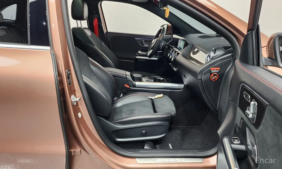 Фото 11 - Mercedes-Benz GLA-Class