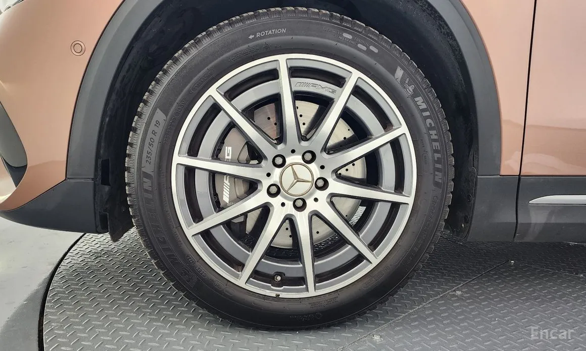 Фото 5 - Mercedes-Benz GLA-Class