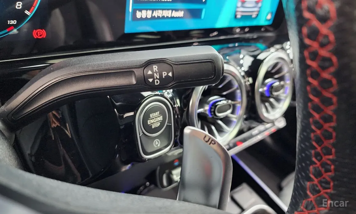 Фото 9 - Mercedes-Benz GLA-Class