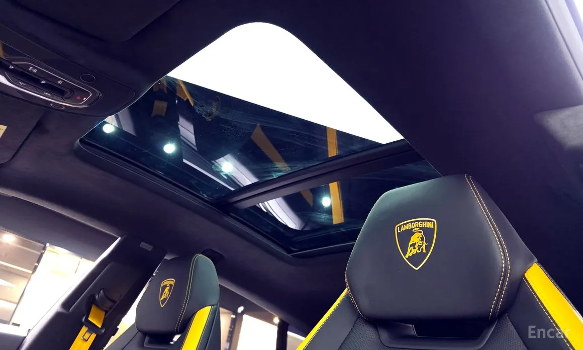 Фото 18 - Lamborghini Urus