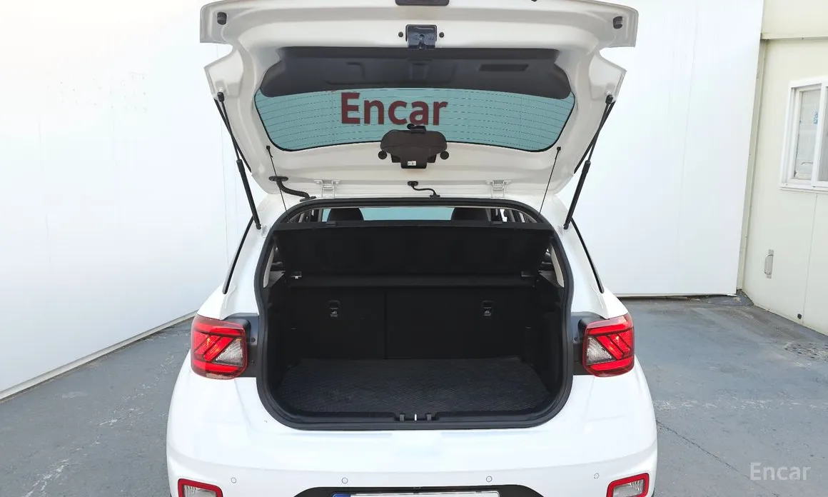 Фото 20 - Hyundai Venue