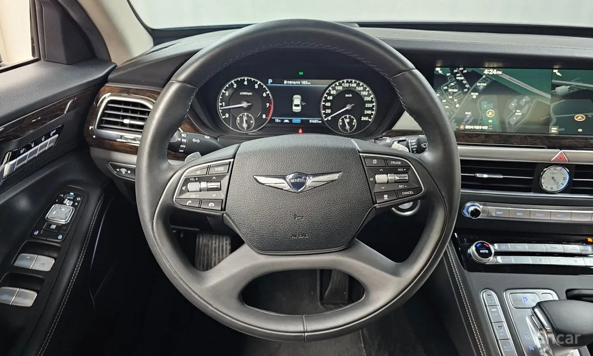 Фото 13 - Genesis G90