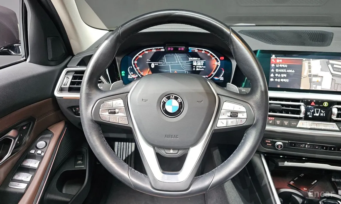 Фото 13 - BMW 3 Series