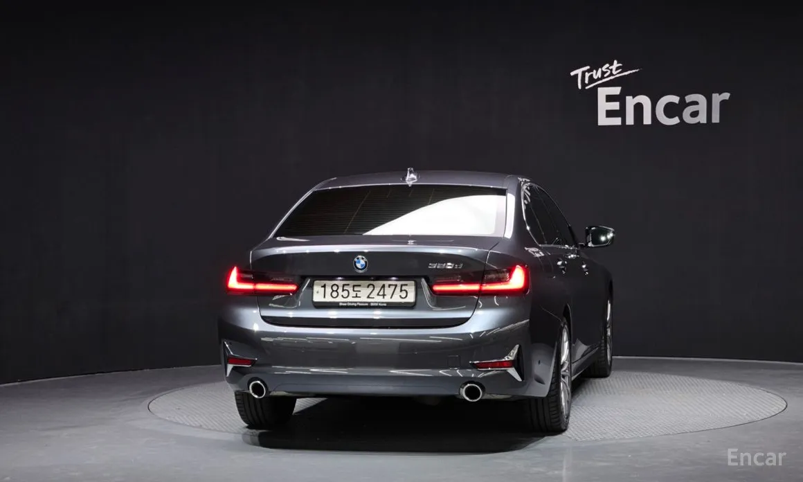 Фото 4 - BMW 3 Series