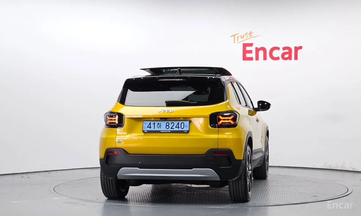 Фото 4 - Jeep Avenger