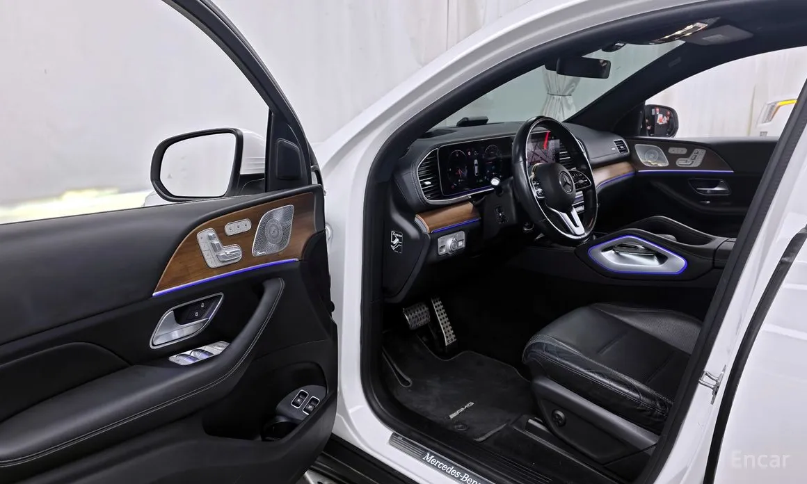 Фото 10 - Mercedes-Benz GLE-Class