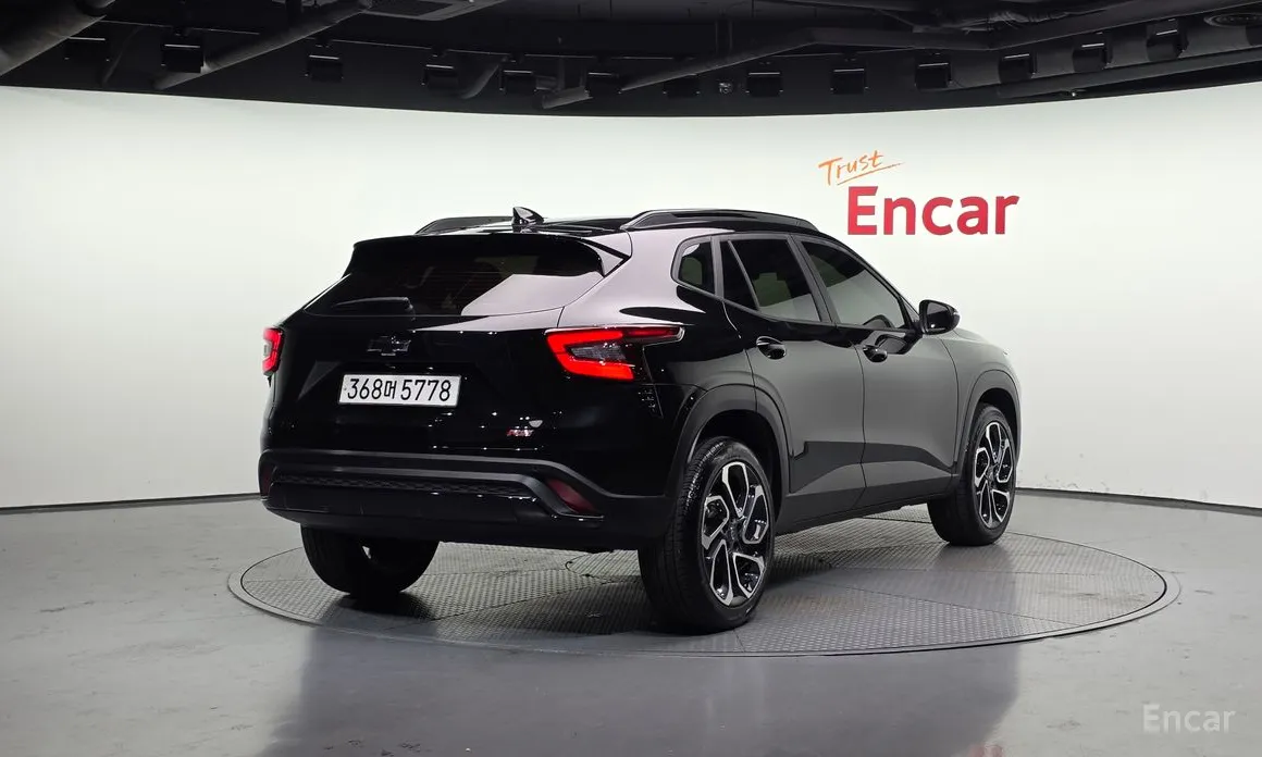 Фото 2 - Chevrolet Trax