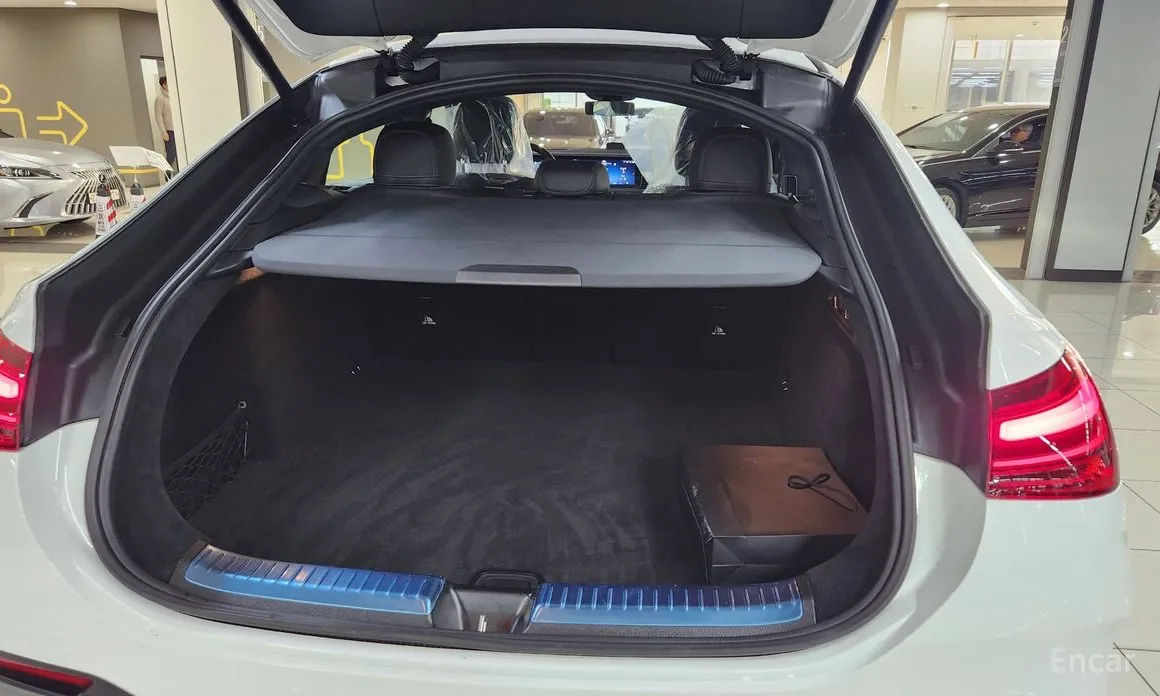 Фото 18 - Mercedes-Benz GLE-Class