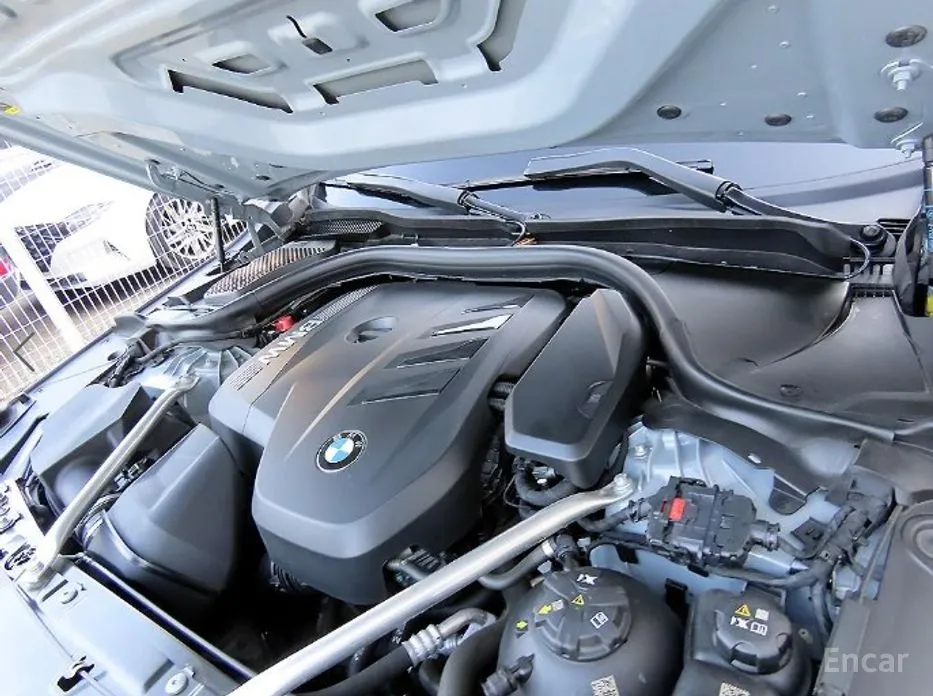 Фото 19 - BMW 5 Series