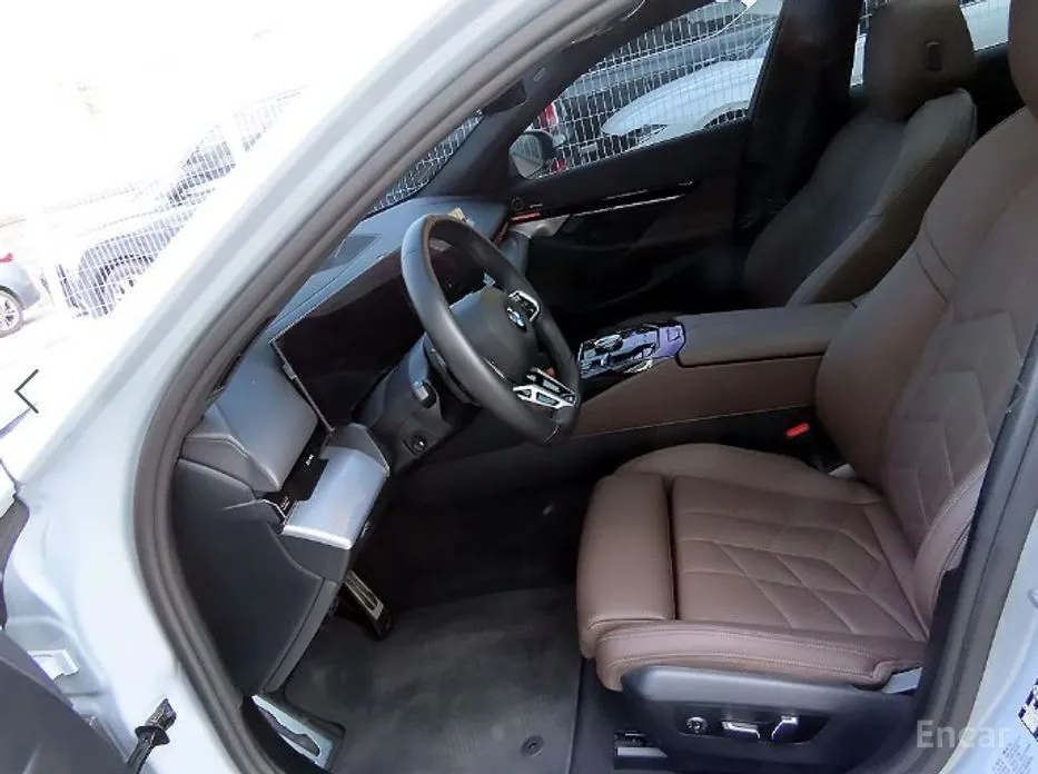 Фото 5 - BMW 5 Series