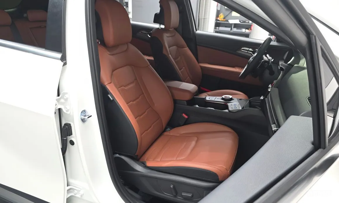 Фото 10 - Kia Sportage