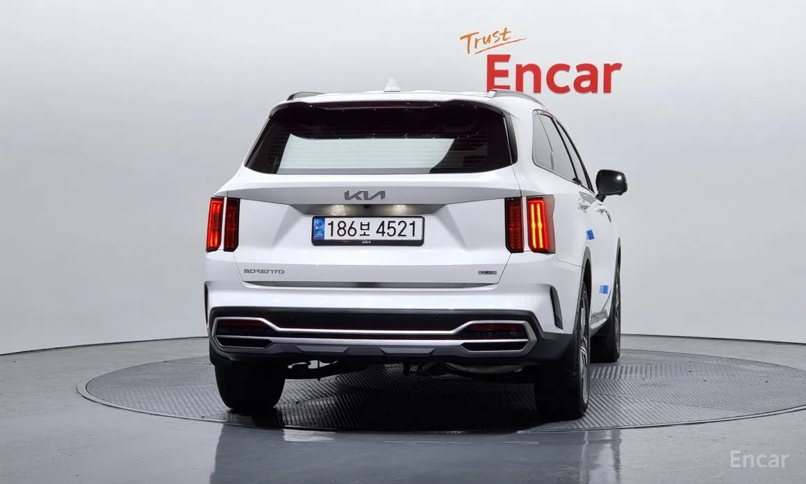 Photo 4 - Kia Sorento
