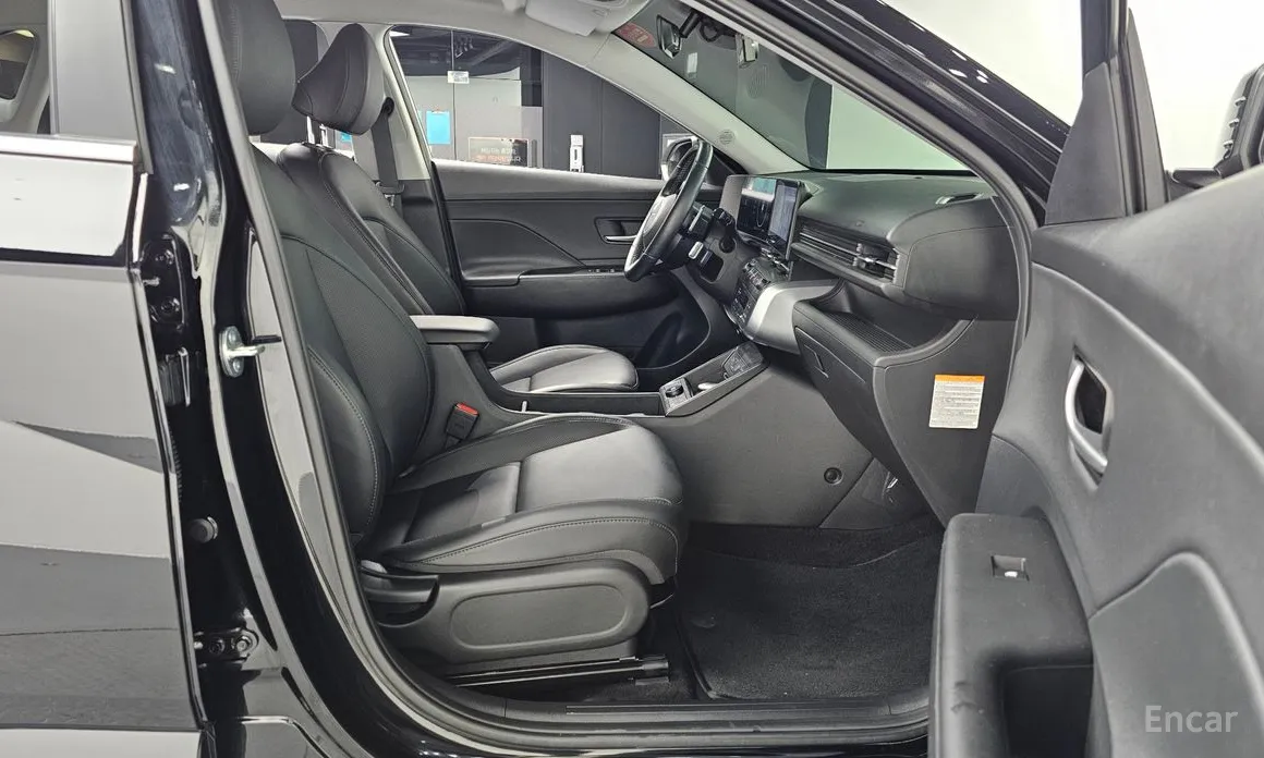 Фото 11 - Hyundai Kona