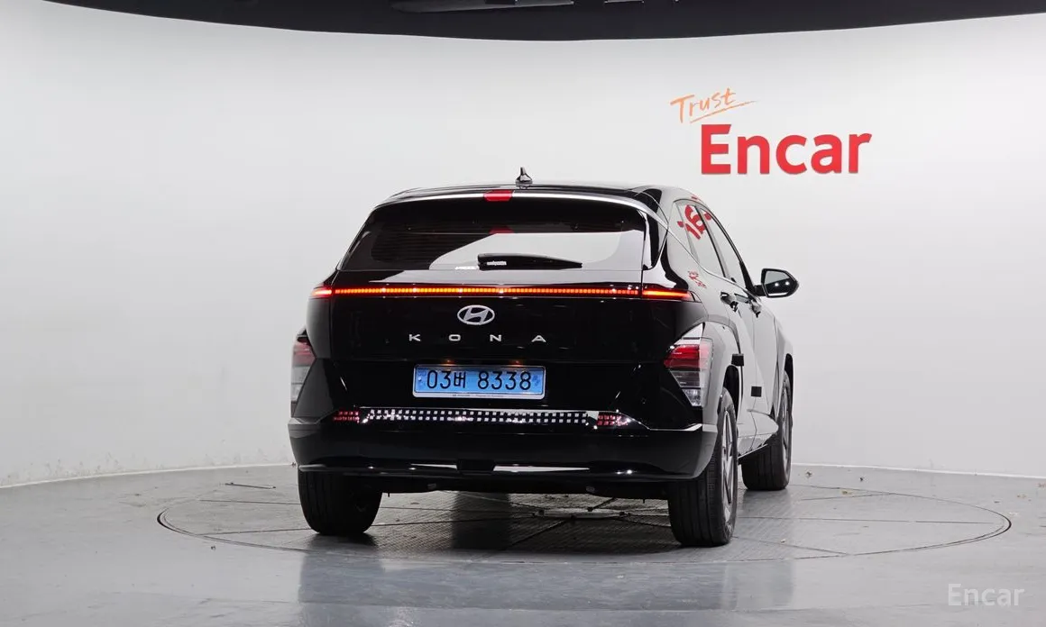 Фото 4 - Hyundai Kona