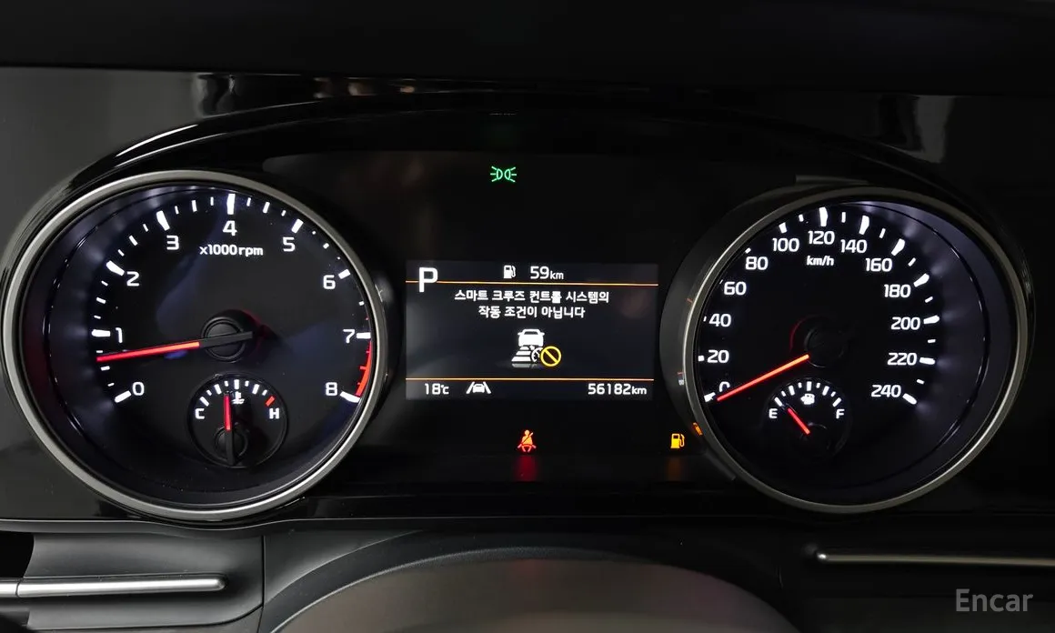 Фото 8 - Kia Carnival