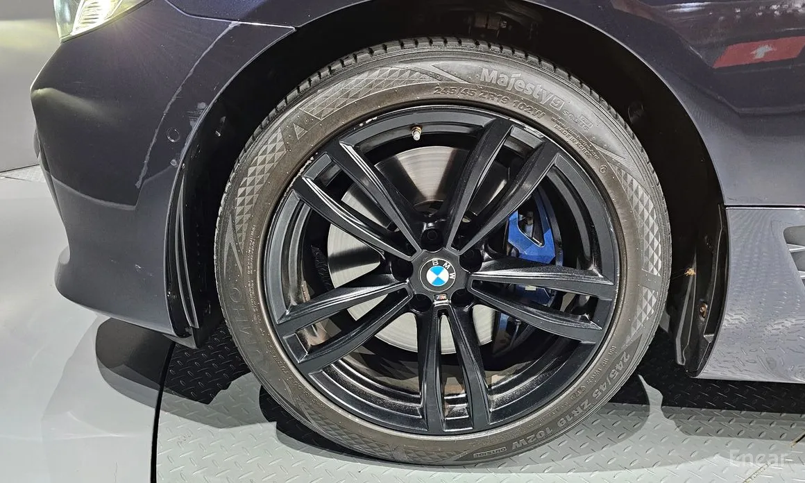 Фото 5 - BMW Gran Turismo