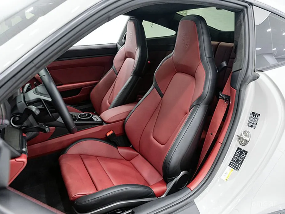 Фото 10 - Porsche 911