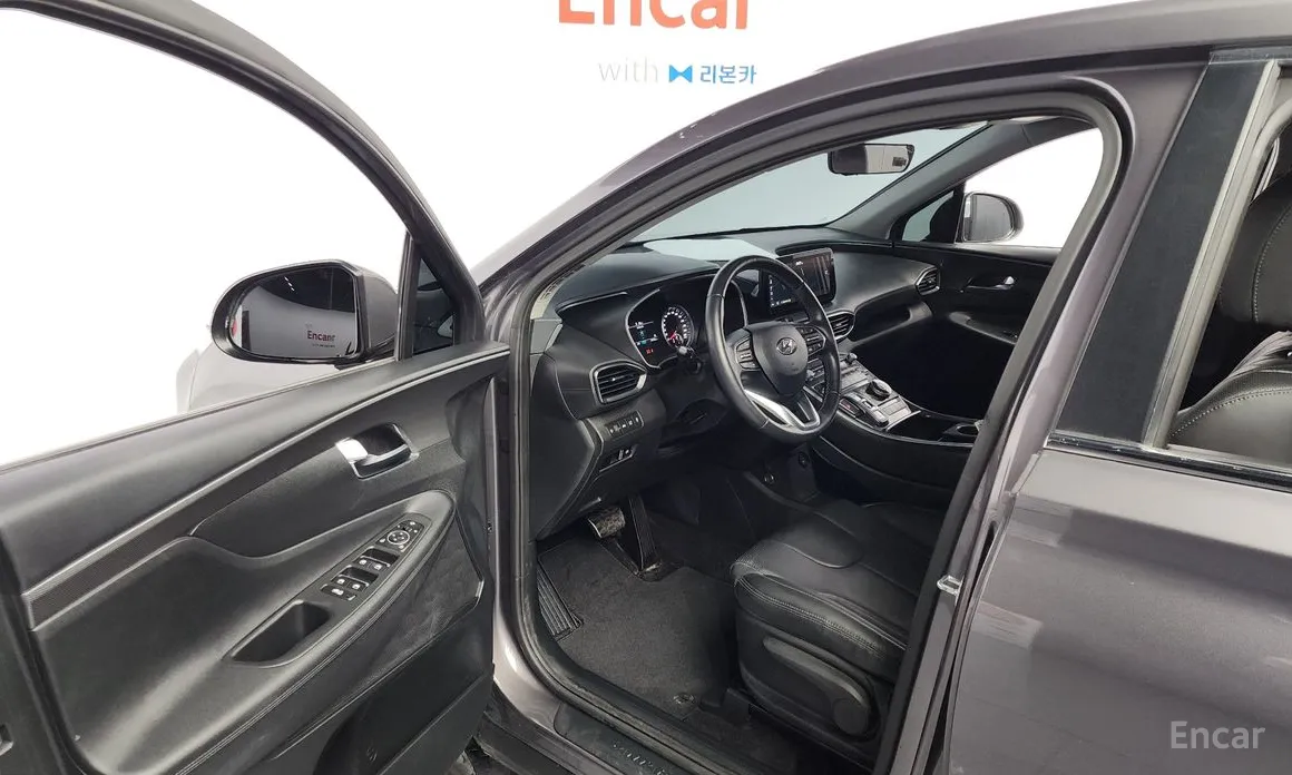 Фото 11 - Hyundai Santa Fe