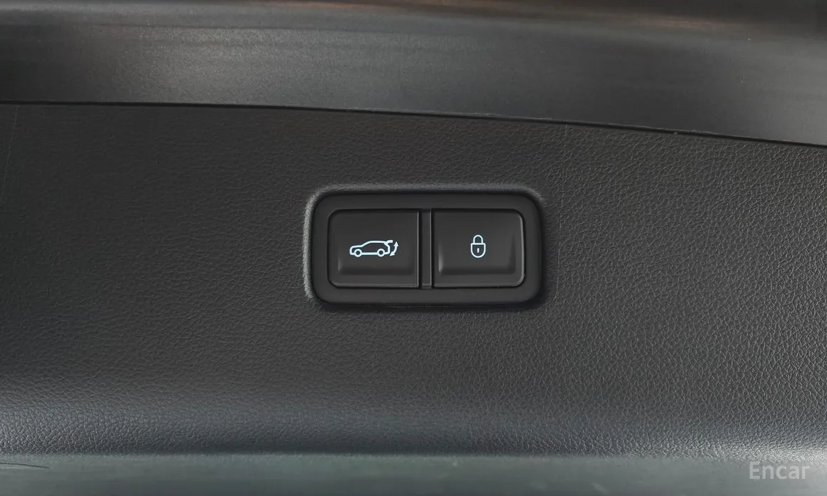 Фото 20 - Genesis GV70