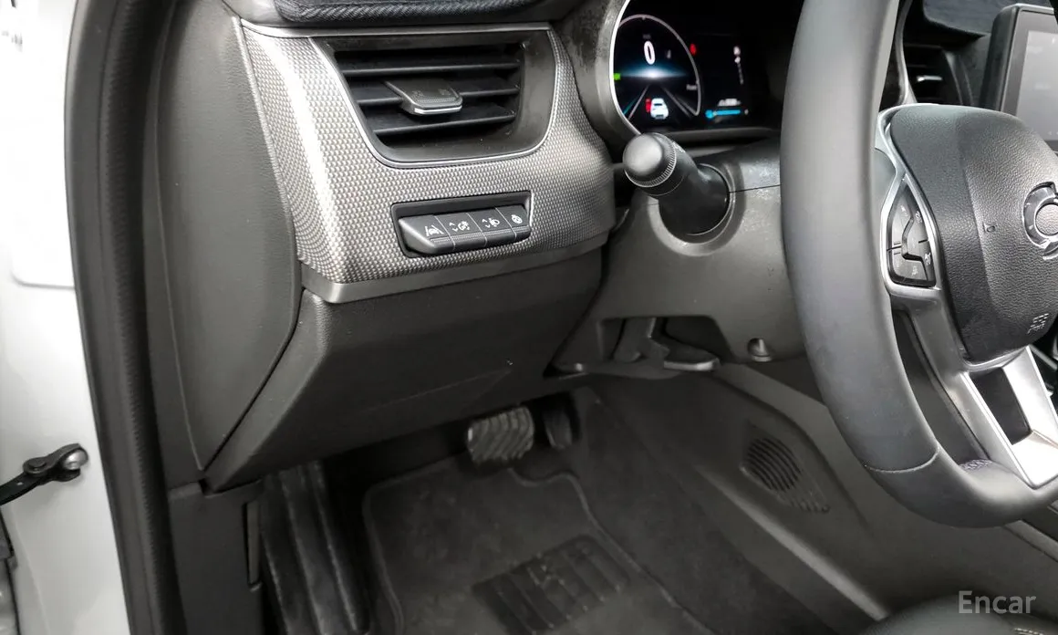 Фото 18 - Renault XM3