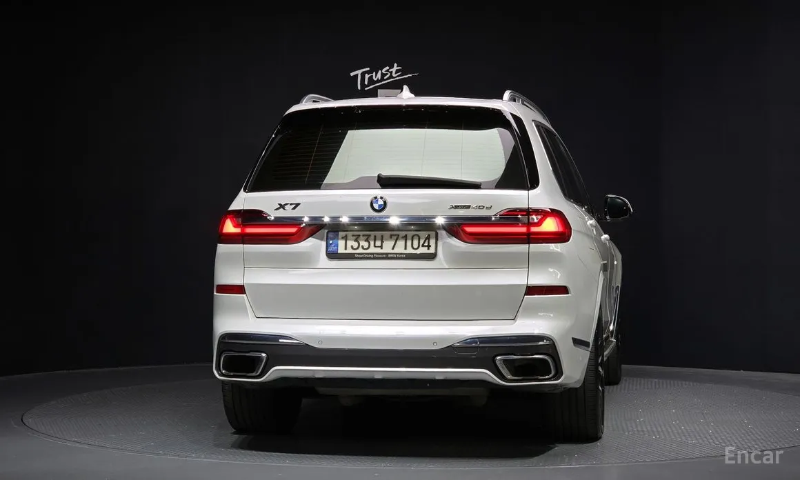 Фото 4 - BMW X7
