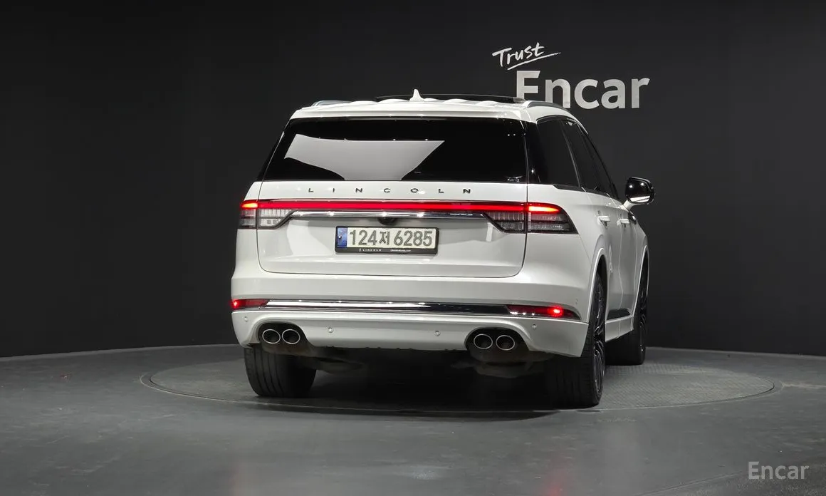 Фото 4 - Lincoln Aviator