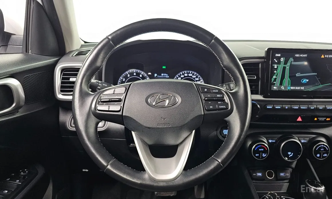 Фото 17 - Hyundai Venue