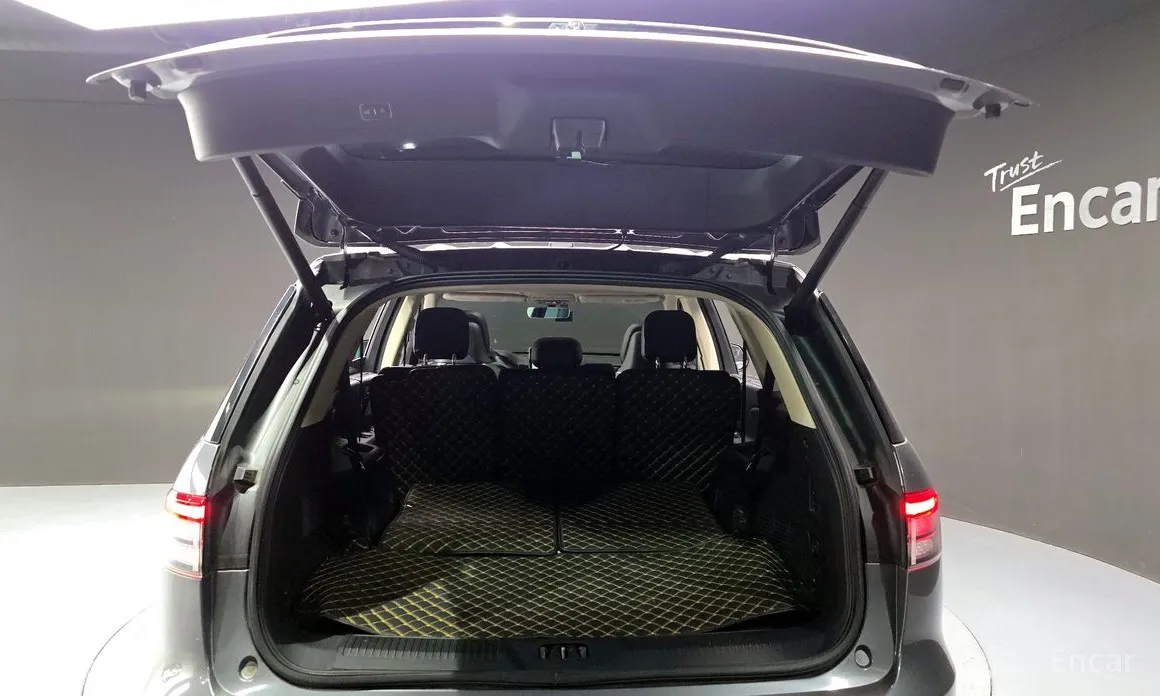 Фото 20 - Lincoln Aviator