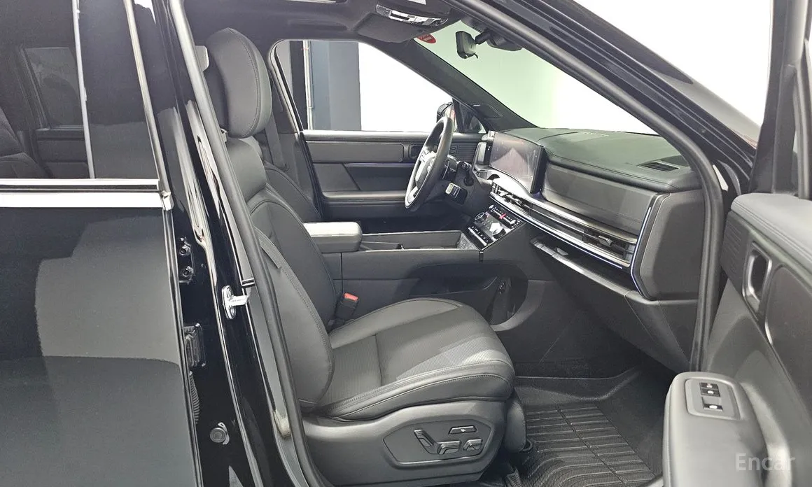 Фото 11 - Hyundai Santa Fe