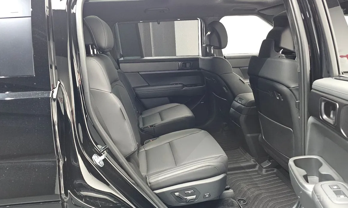 Фото 12 - Hyundai Santa Fe