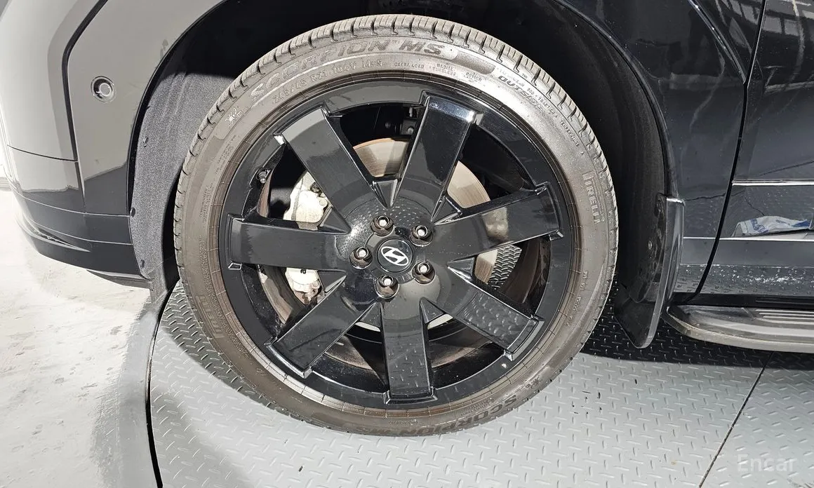 Фото 5 - Hyundai Santa Fe