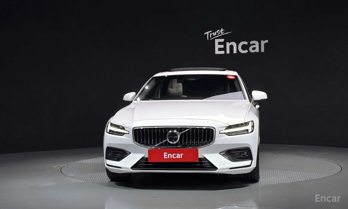 Фото 3 - Volvo S60