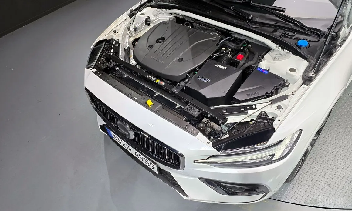 Фото 6 - Volvo S60