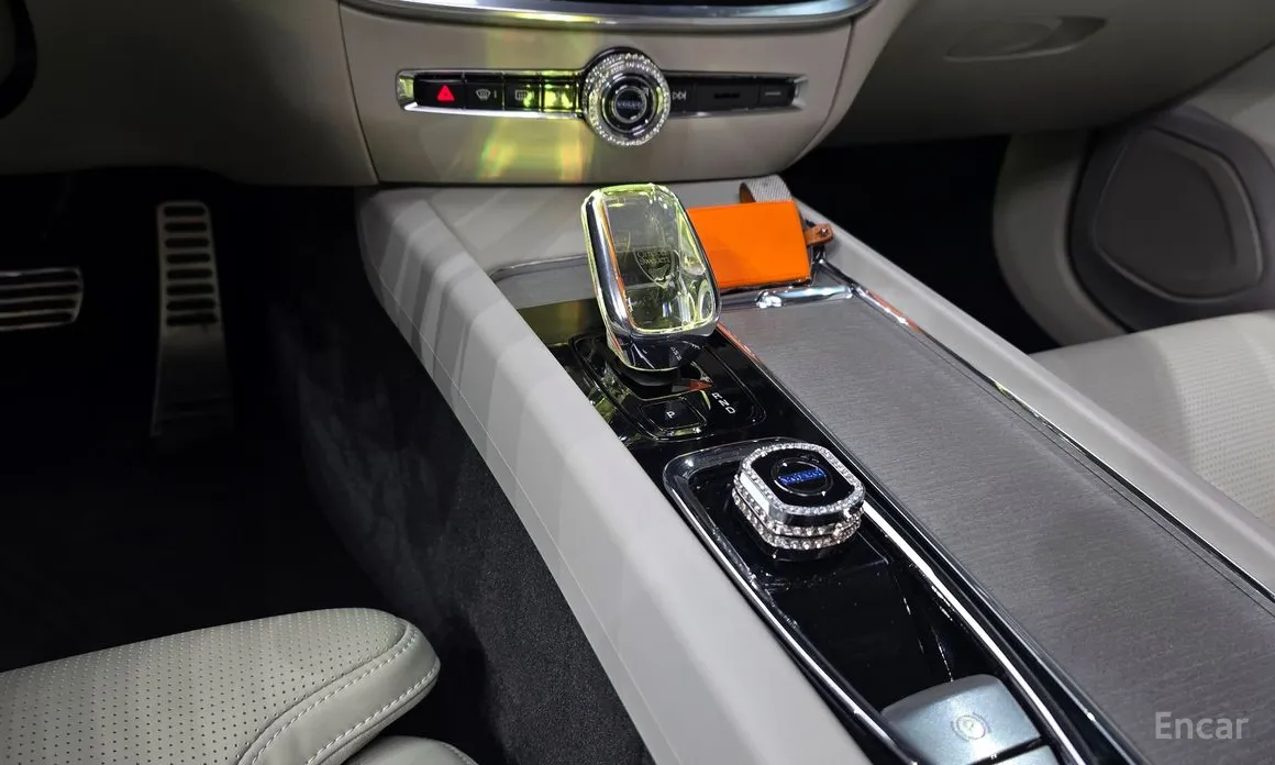 Фото 9 - Volvo S60