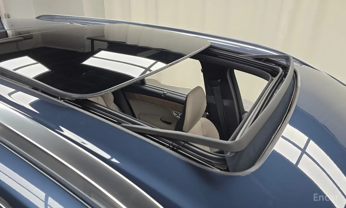 Фото 18 - Volvo XC90