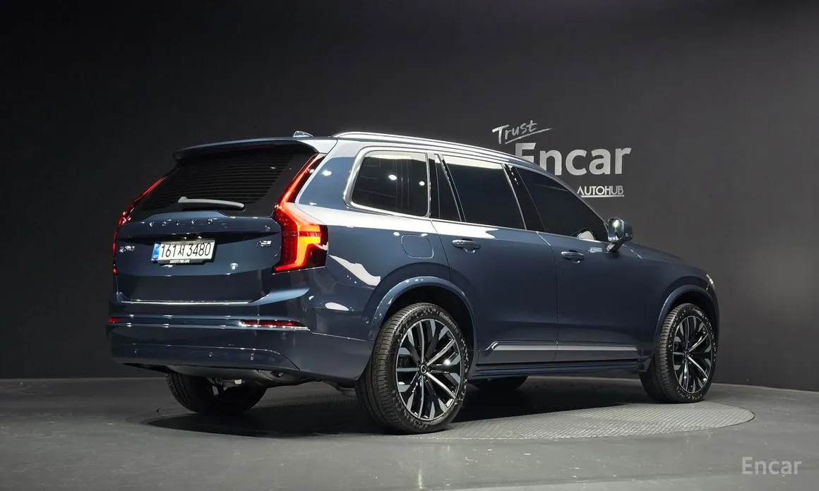 Фото 2 - Volvo XC90
