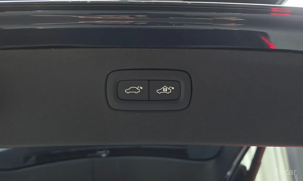 Фото 20 - Volvo XC90