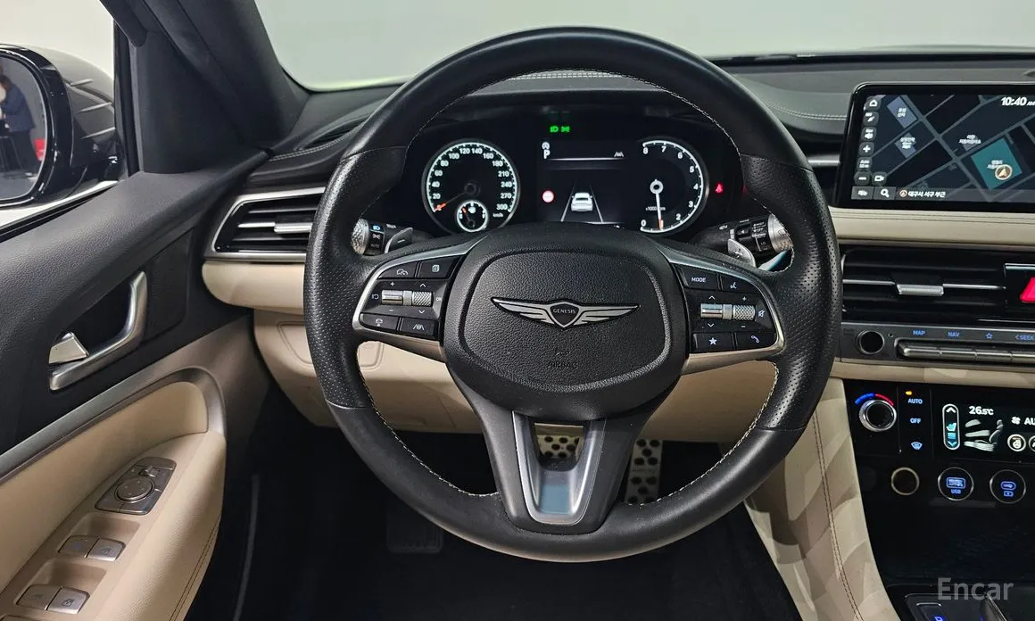 Фото 13 - Genesis G70