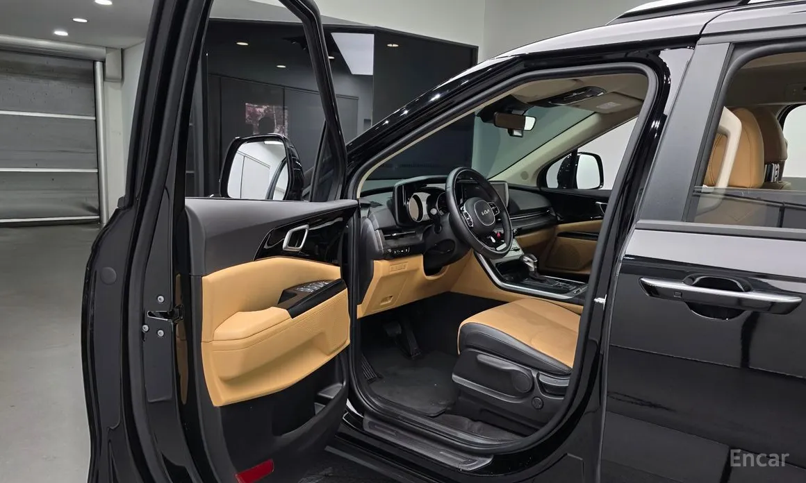 Фото 11 - Kia Carnival