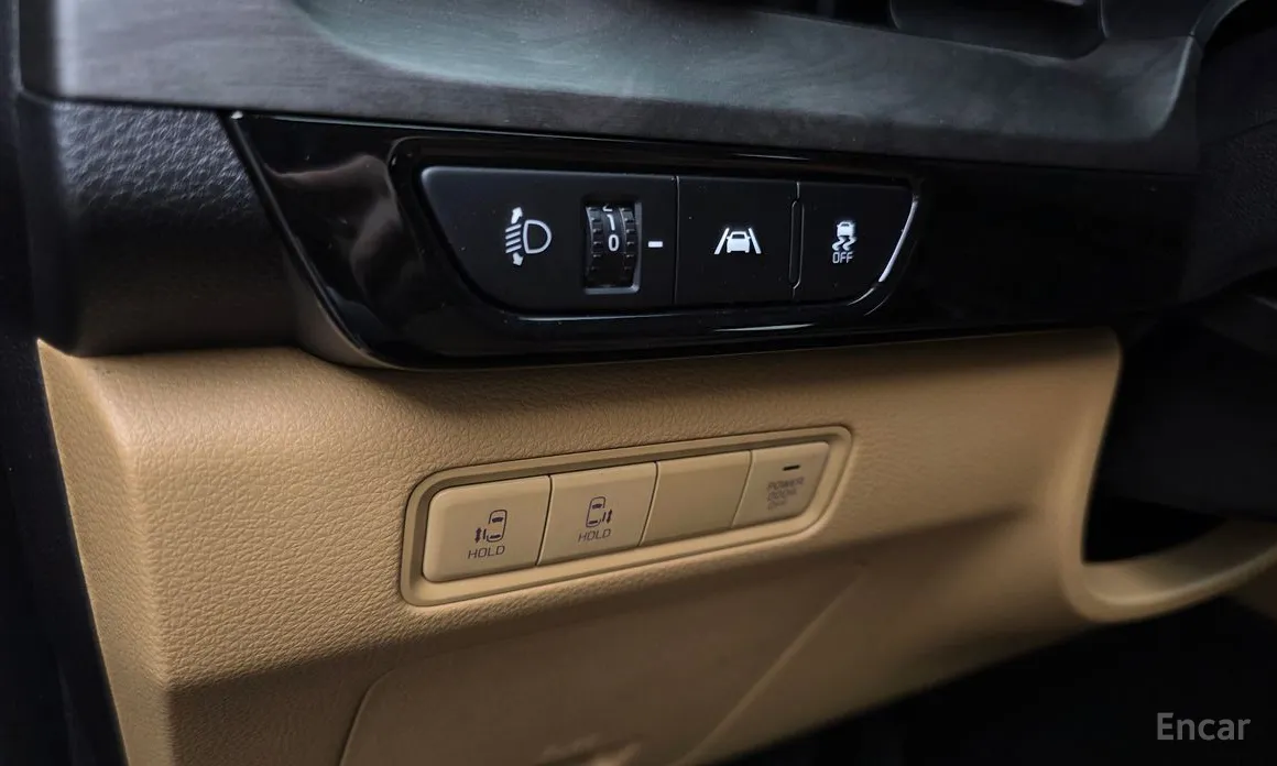 Фото 16 - Kia Carnival