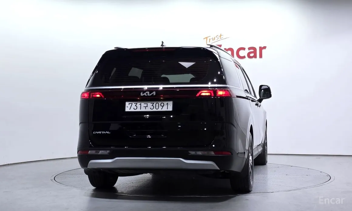 Фото 4 - Kia Carnival