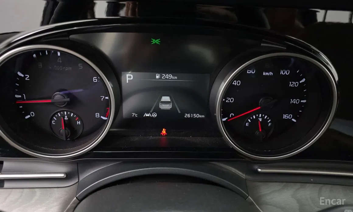 Фото 8 - Kia Carnival