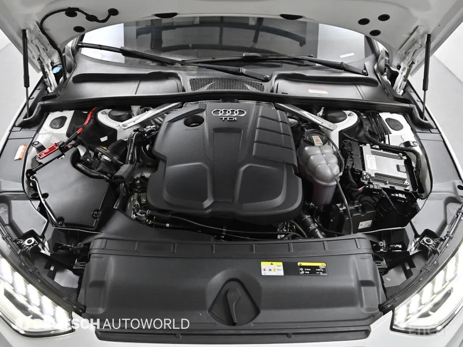 Фото 6 - Audi A4