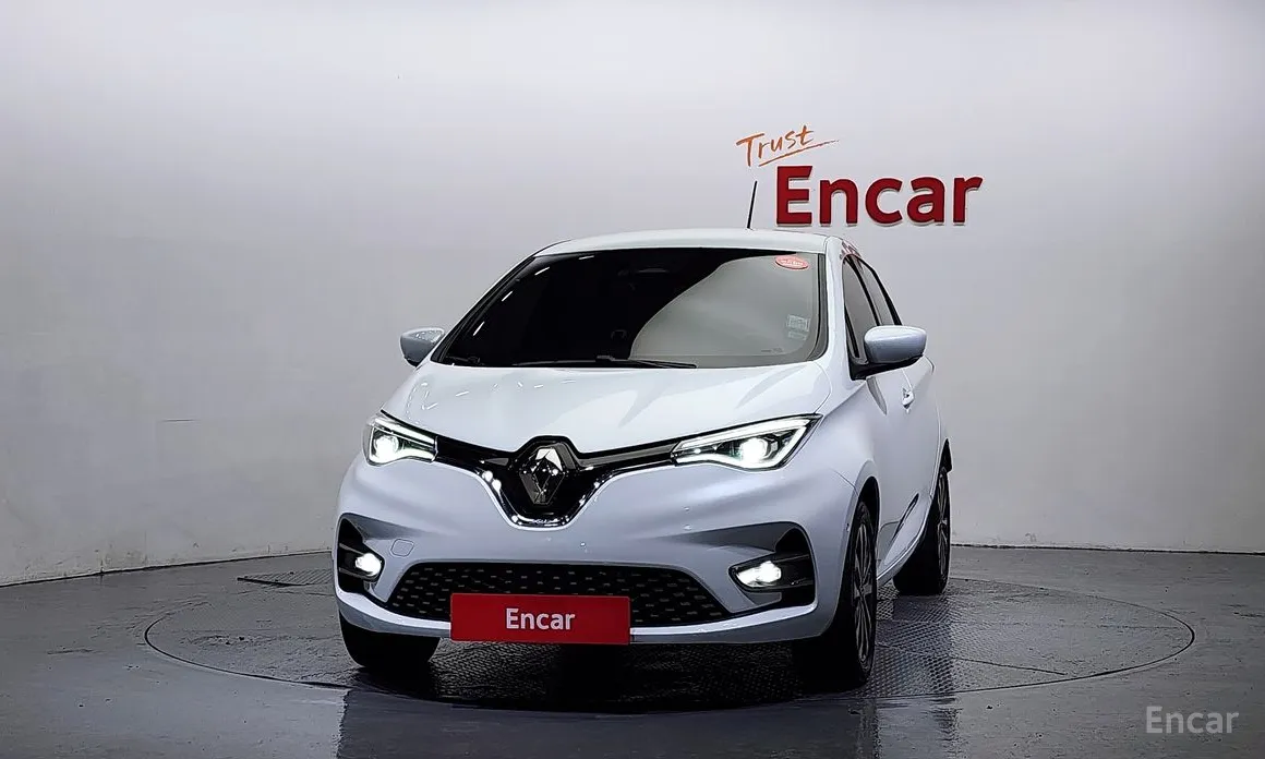 Фото 3 - Renault Zoe