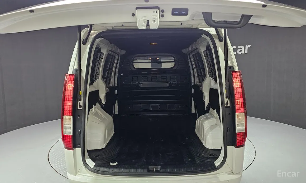 Фото 20 - Hyundai Staria