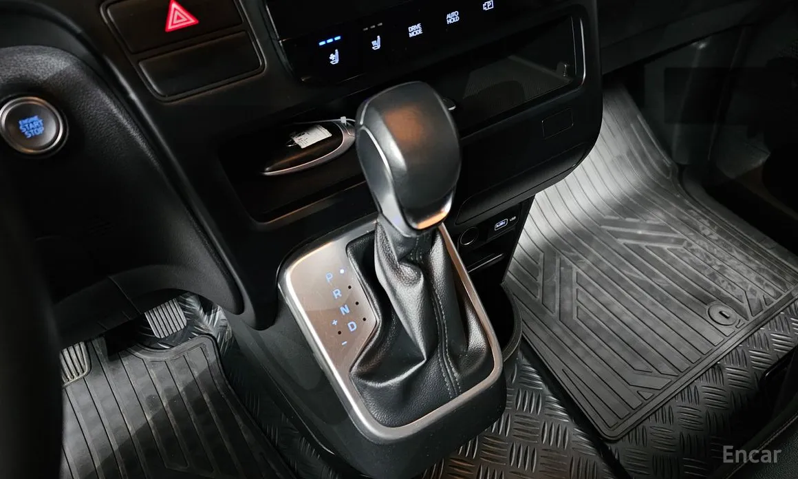 Фото 9 - Hyundai Staria