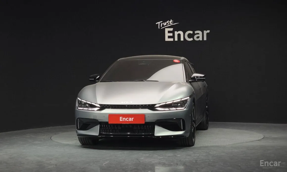 Фото 3 - Kia EV6