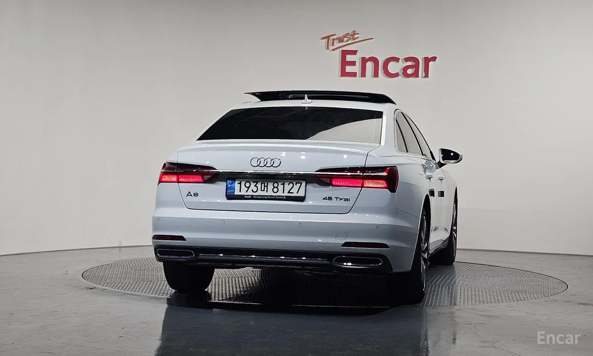 Фото 4 - Audi A6