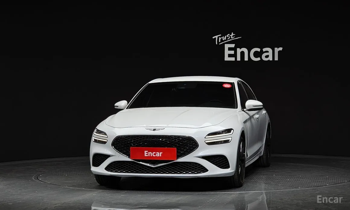 Фото 3 - Genesis G70